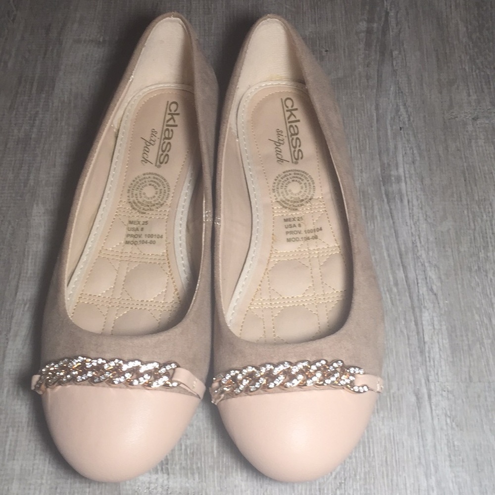 Cklass Flats NWT 8